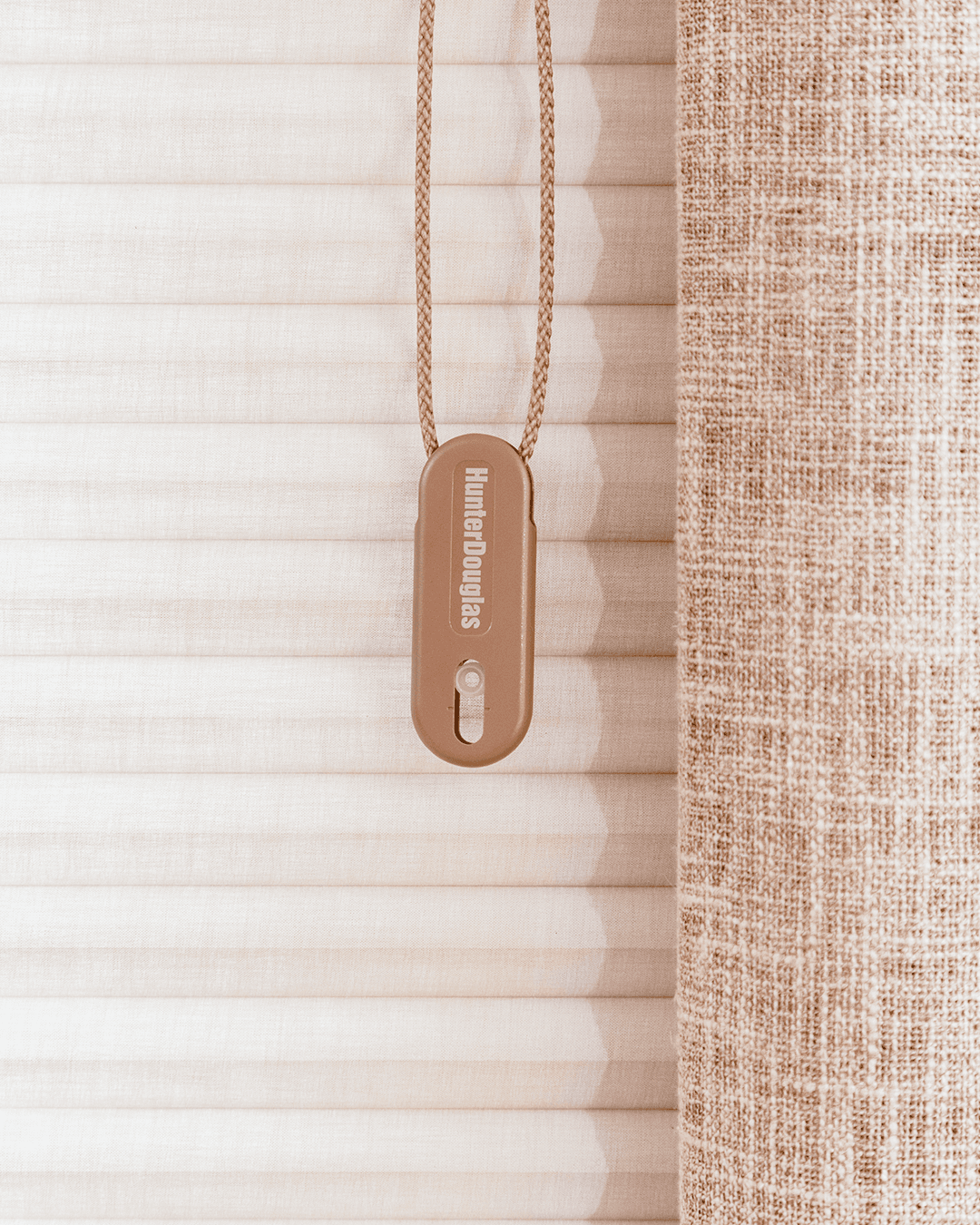 Duette Hunter Douglas — conforto térmico em ambiente aberto